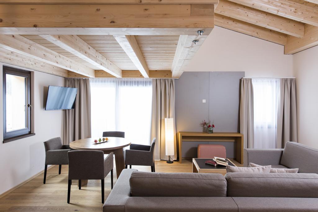 Hotel Palue Понтрезина Экстерьер фото